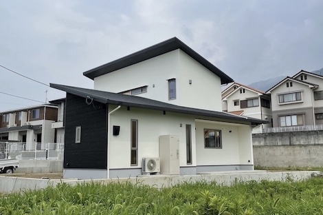 愛媛の工務店が建てた注文住宅の画像_ココロハス一級建築設計事務所